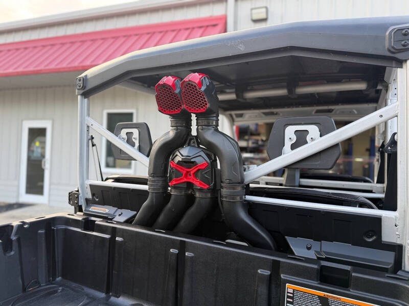 2024 Can-Am Defender Max X MR With Half Do