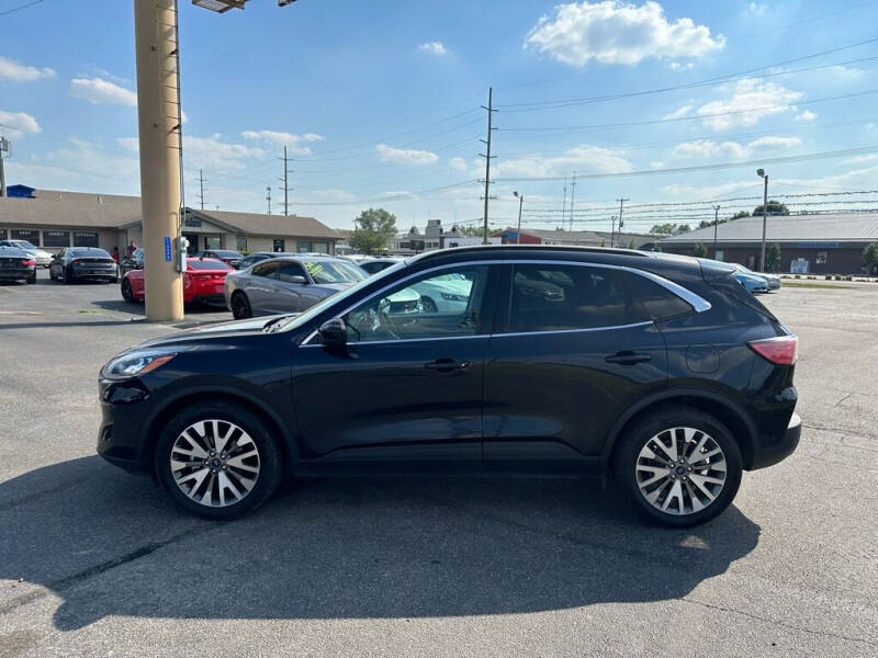 2021 Ford Escape Titanium