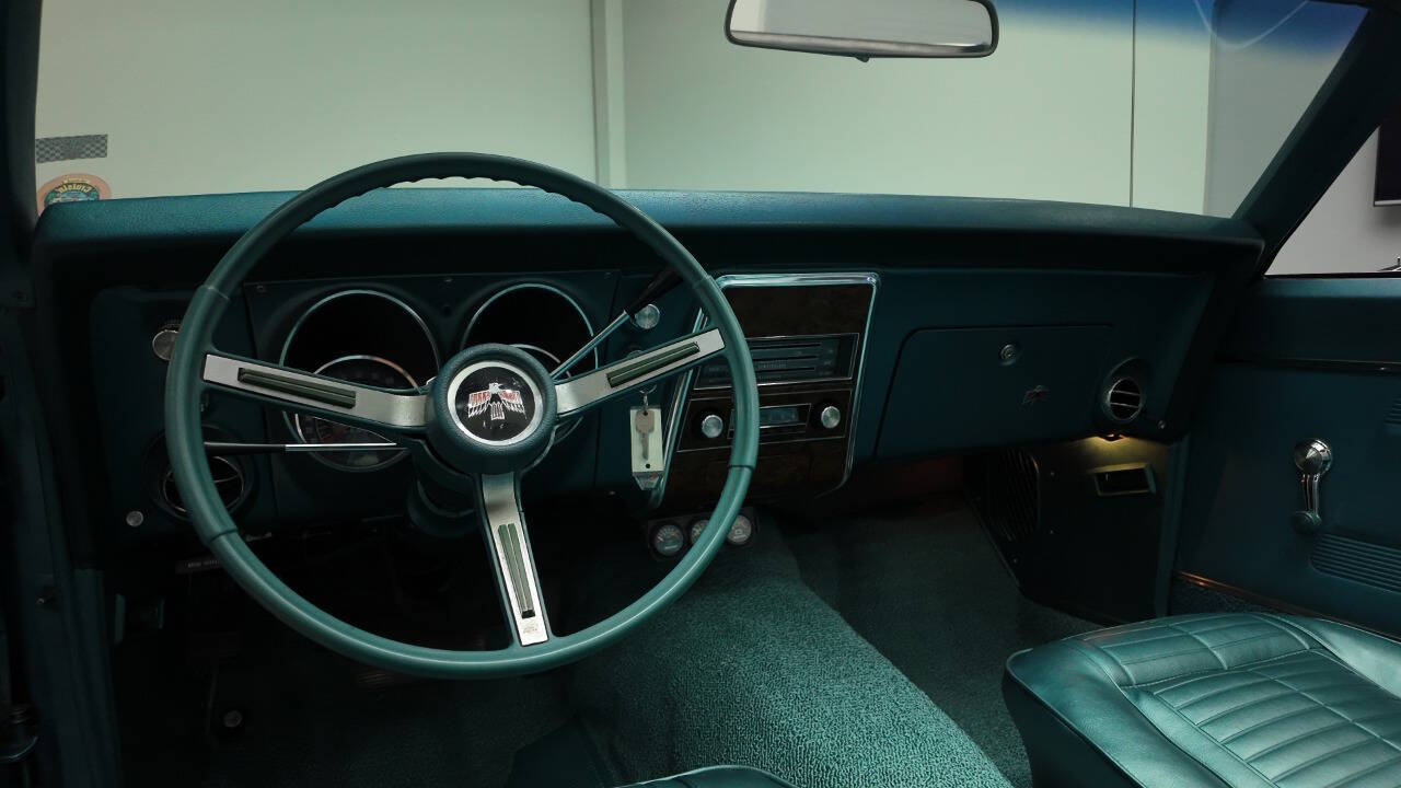 1968 Pontiac Firebird 38
