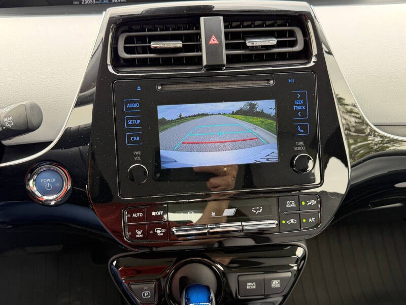 2019 Toyota Prius LE