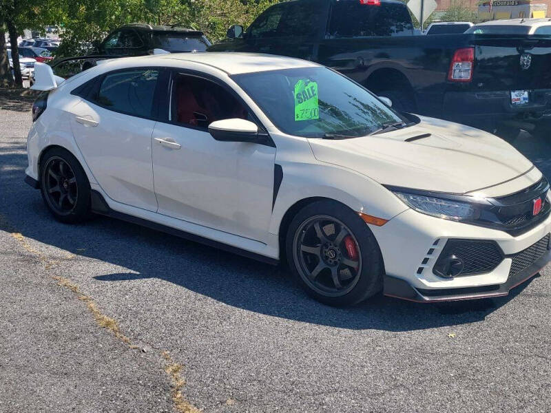 2018 Honda Civic Hatchback Type-R's photo