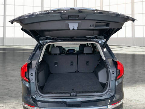 2022 GMC Terrain Denali