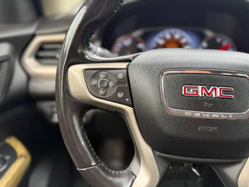 2019 GMC Acadia Denali