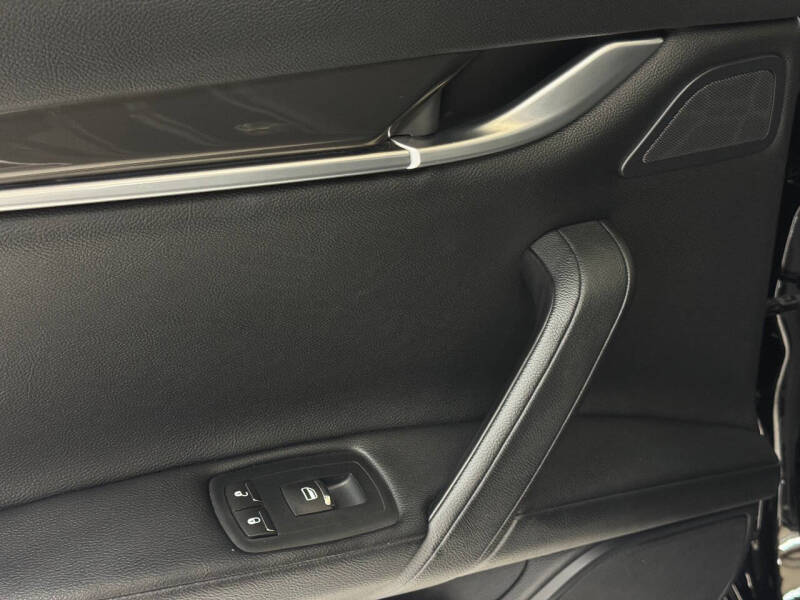 2017 Maserati Ghibli