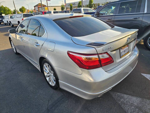 2010 Lexus LS 460
