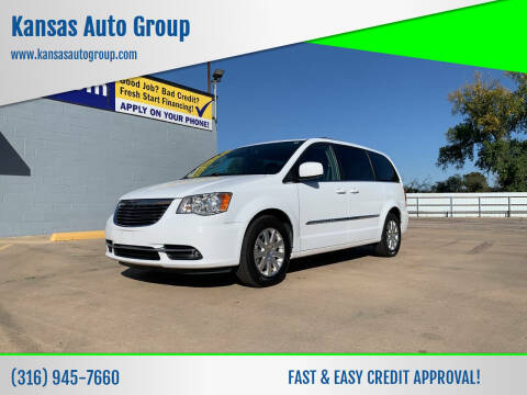 2016 Chrysler Town and Country for sale at Kansas Auto Group in Wichita KS