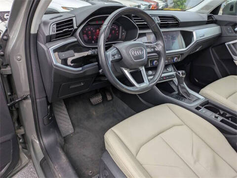 2020 Audi Q3 quattro Premium 45 TFSI