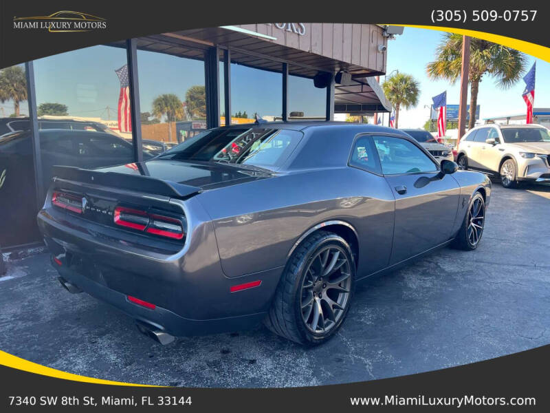 2017 Dodge Challenger