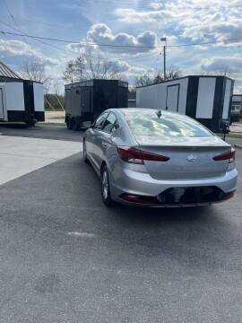 2020 Hyundai Elantra for sale at Zarate's Auto Sales in Big Bend WI