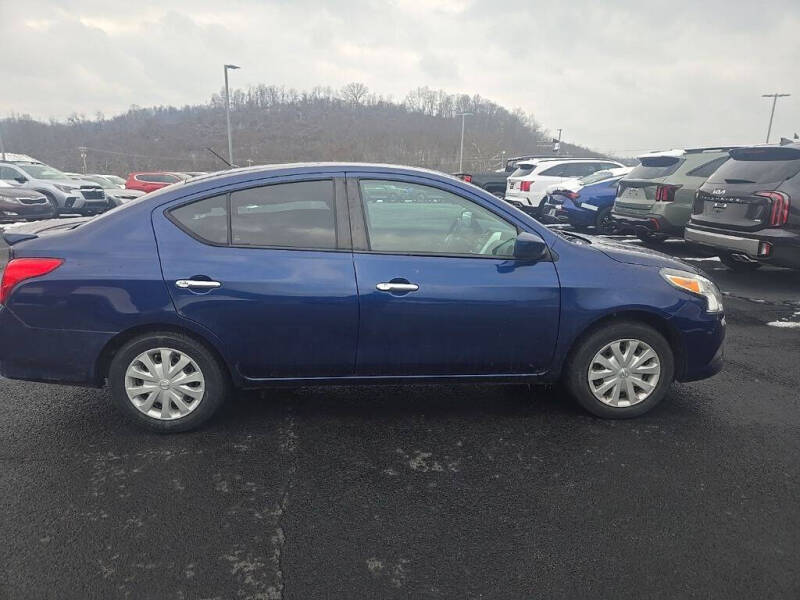 2019 Nissan Versa
