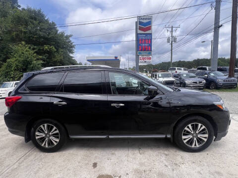 2017 Nissan Pathfinder SL