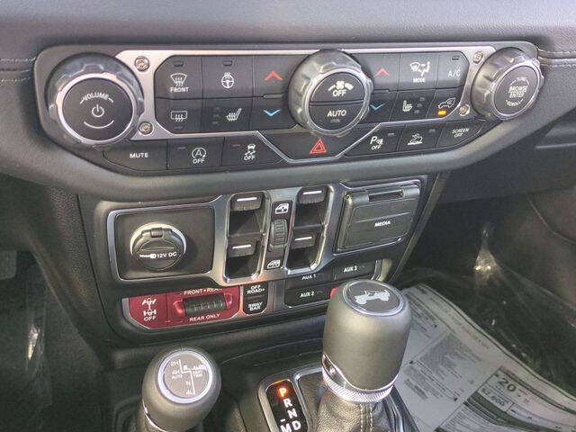 2025 Jeep Wrangler Rubicon X