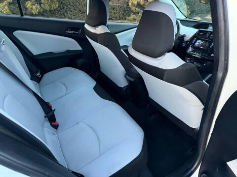 2019 Toyota Prius L Eco