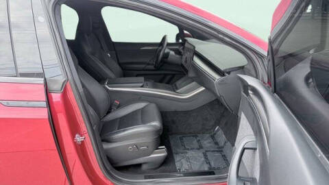 2022 Tesla Model X Plaid