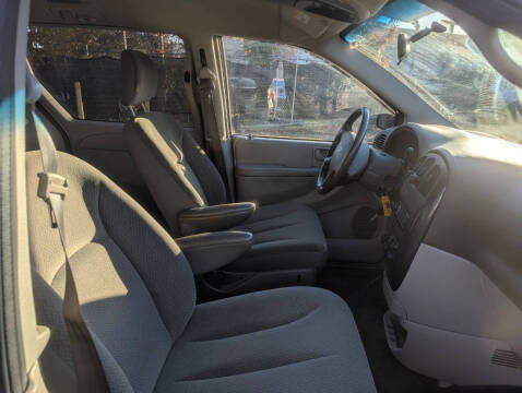 2005 Dodge Grand Caravan SXT