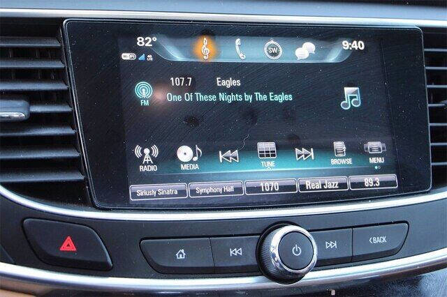 2017 Buick LaCrosse Essence