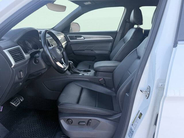 2021 Volkswagen Atlas Cross Sport V6 SE R-Line