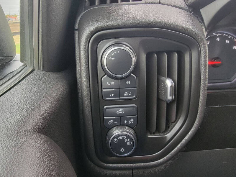 2020 Chevrolet Silverado 1500 Custom