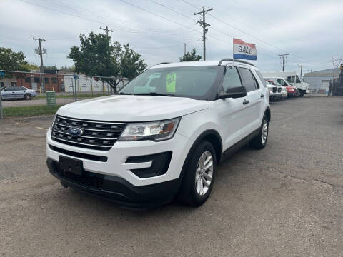2016 Ford Explorer for sale at Rivera Auto Sales LLC in Saint Paul MN