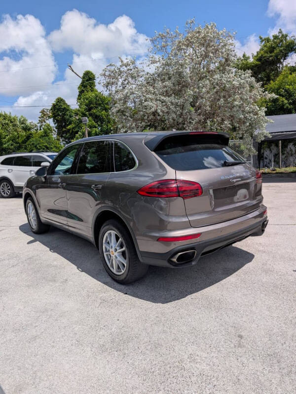 2016 Porsche Cayenne