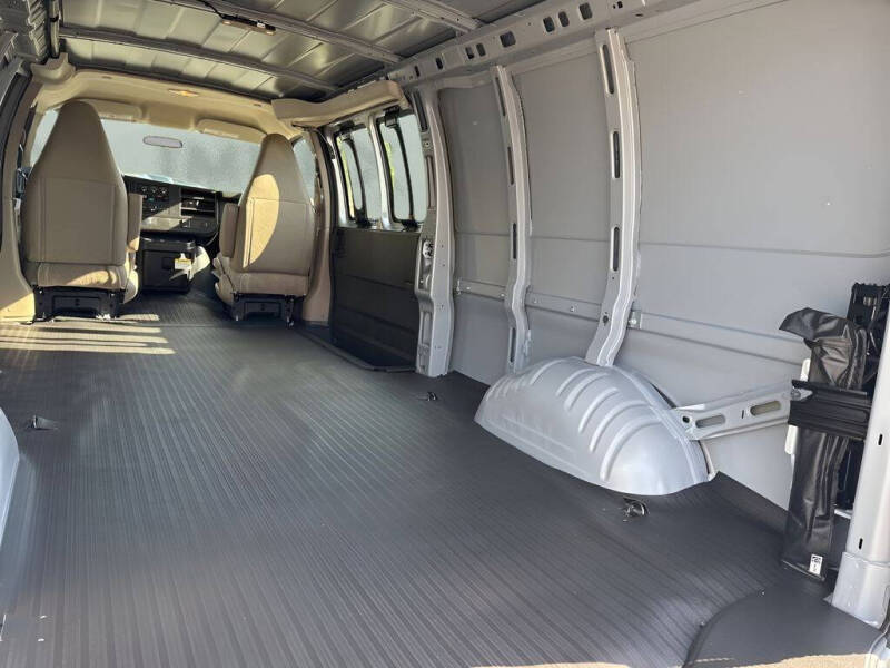 2026 Chevrolet Express 3500