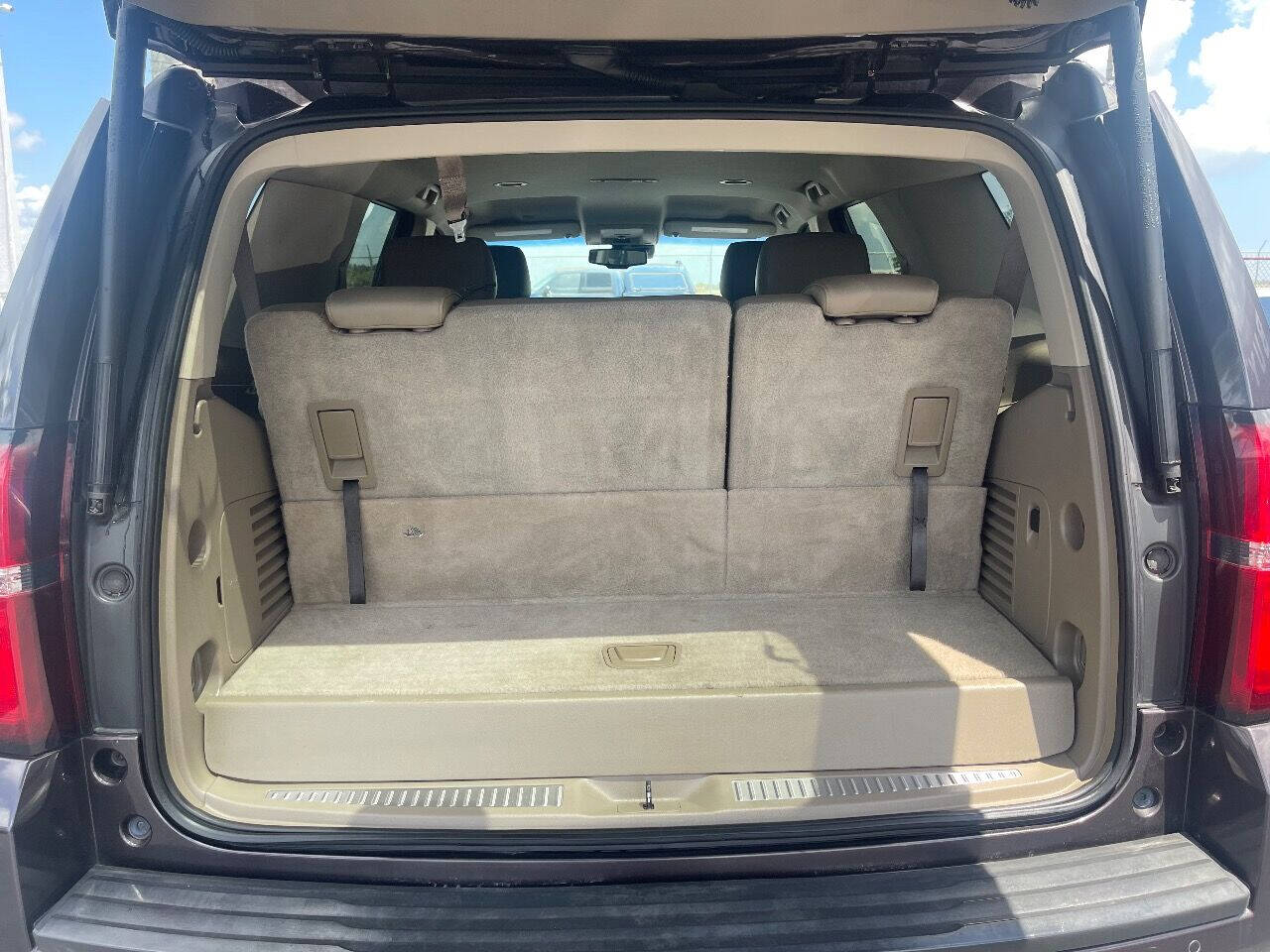 2015 CHEVROLET Tahoe SUV / Crossover - $22,900