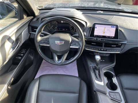 2023 Cadillac CT4 Luxury