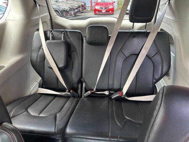 2020 Chrysler Pacifica Touring L Plus