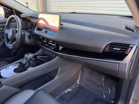 2024 Nissan Rogue SL