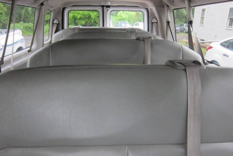 2009 Ford E-Series E-350 SD XLT