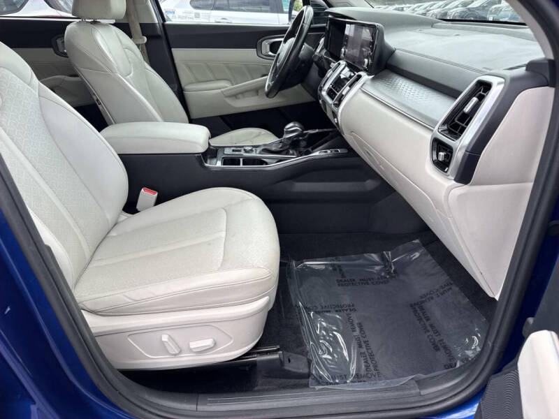 2022 Kia Sorento SX