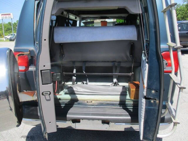 1996 Dodge Ram Van 2500