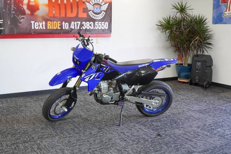 2023 Suzuki DR-Z400SM