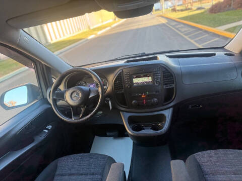 2016 Mercedes-Benz Metris