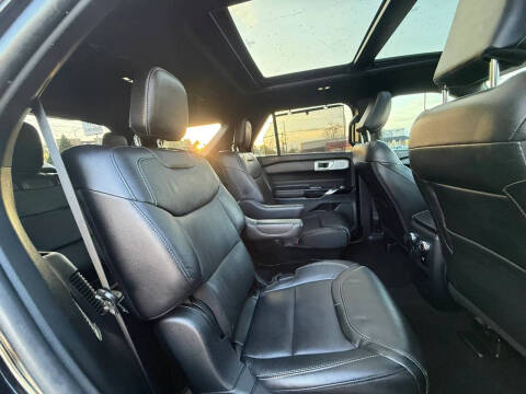 2021 Ford Explorer ST