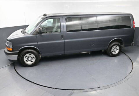 2017 Chevrolet Express LT 3500