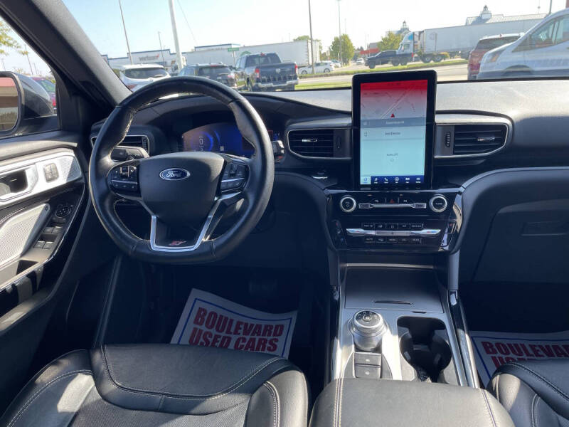 2022 Ford Explorer ST