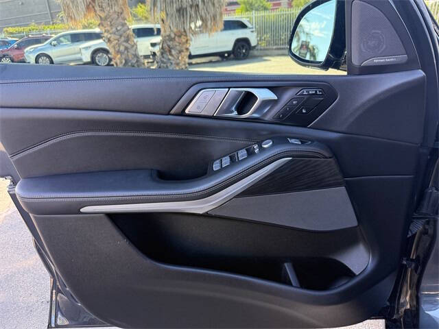 2022 BMW X7 xDrive40i