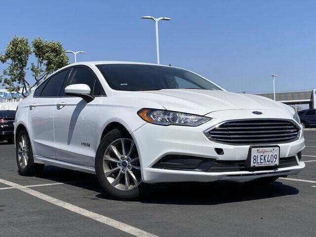 2017 Ford Fusion Hybrid SE