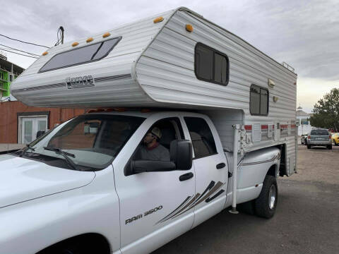 1996 Lance 8000