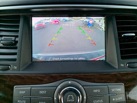 2017 Nissan Armada SV