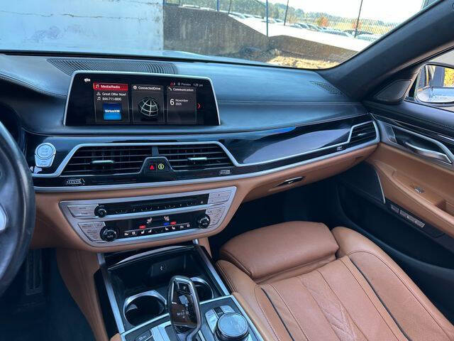 2018 BMW 7 Series 750i
