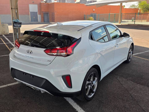 2019 Hyundai Veloster