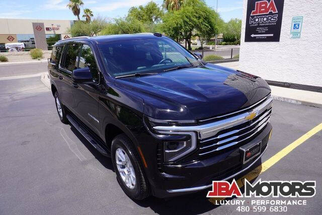 2025 Chevrolet Suburban LT