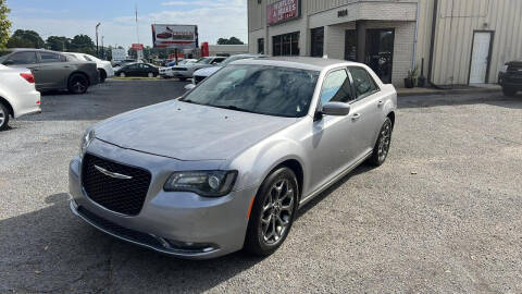 2015 Chrysler 300 for sale at Premium Auto Collection in Chesapeake VA
