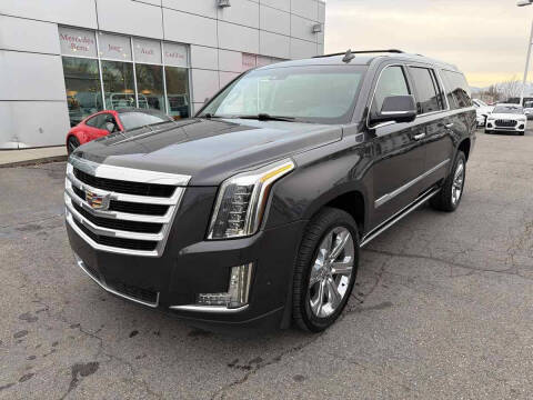 2018 Cadillac Escalade ESV Premium Luxury