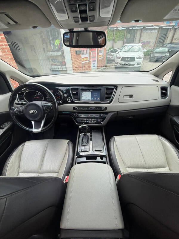 2016 Kia Sedona Limited