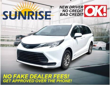 2021 Toyota Sienna for sale at AUTOFYND in Elmont NY