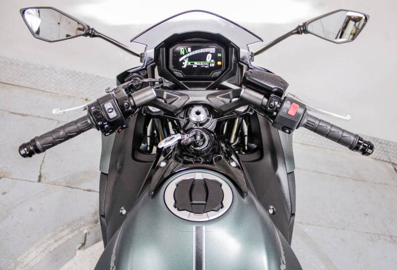 2025 Kawasaki Ninja 650 ABS