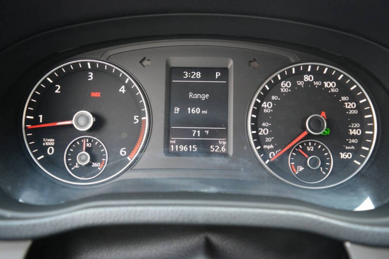 2014 Volkswagen Passat 2.0L TDI SE